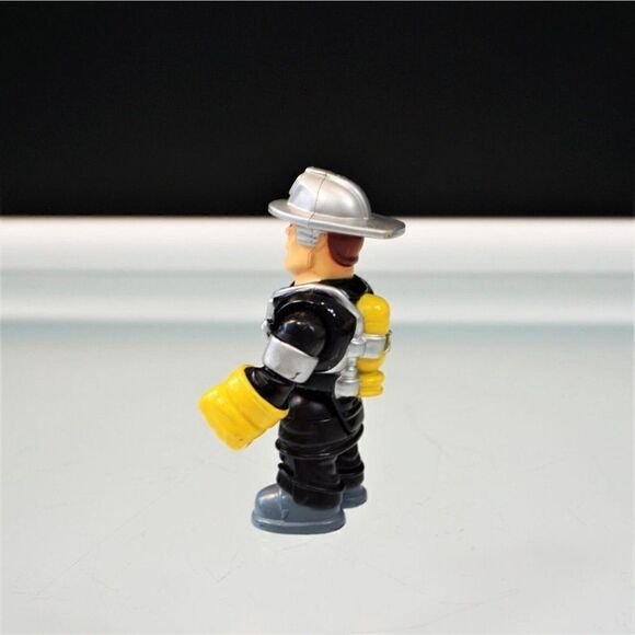 Rescue Heroes Mattel Fisher Price Toy 2005 Fireman Figure - Picture 4 of 7